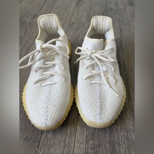 Adidas Yeezy Boost 350 V2 – Cream / Triple White